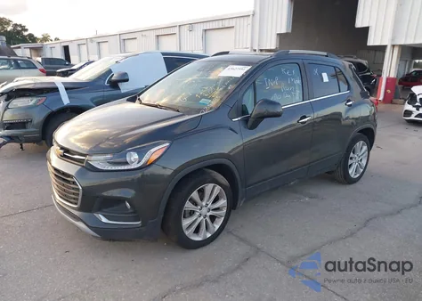 2020 Chevrolet Trax Fwd Premier z USA, uszkodzony, nr VIN 3GNCJMSB8LL235275